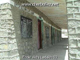 légende: Ecole Alchi Ladakh 02
qualityCode=raw
sizeCode=half

Données de l'image originale:
Taille originale: 172670 bytes
Temps d'exposition: 1/150 s
Diaph: f/400/100
Heure de prise de vue: 2002:06:11 10:34:27
Flash: non
Focale: 42/10 mm
